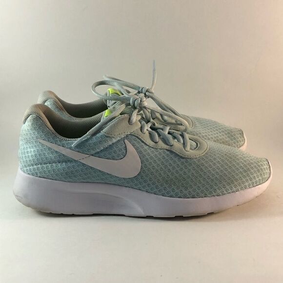 Nike Tanjun womens running shoes lace up sneakers glacier blue white size 9.5 - Picture 1 of 8